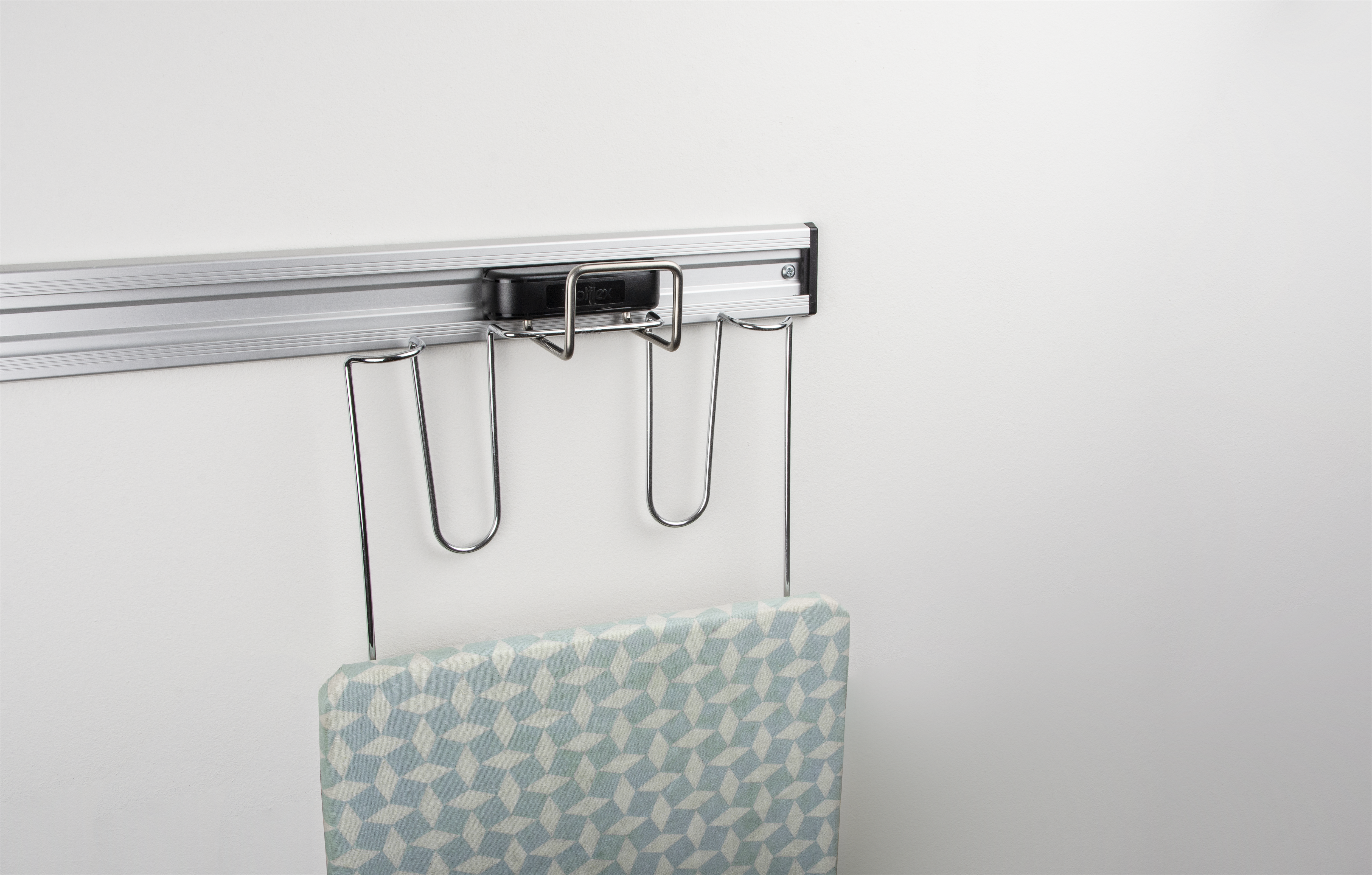 Toolflex Alu-Schiene 90 cm mit schwarzen Endstücken